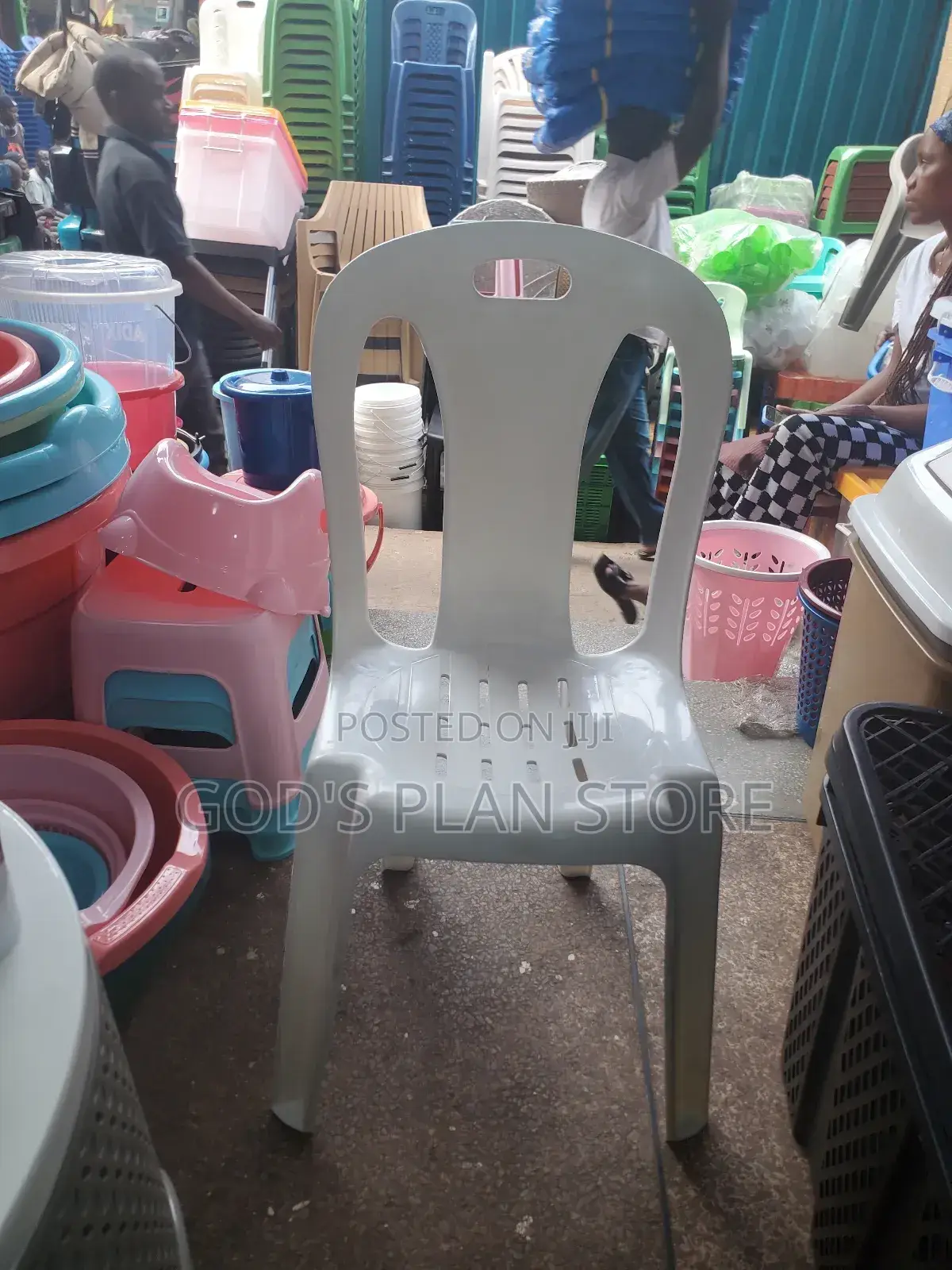 Armless Elephant Plastic Chairs