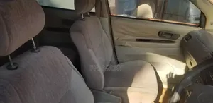 Toyota Gaia 2005 Gray