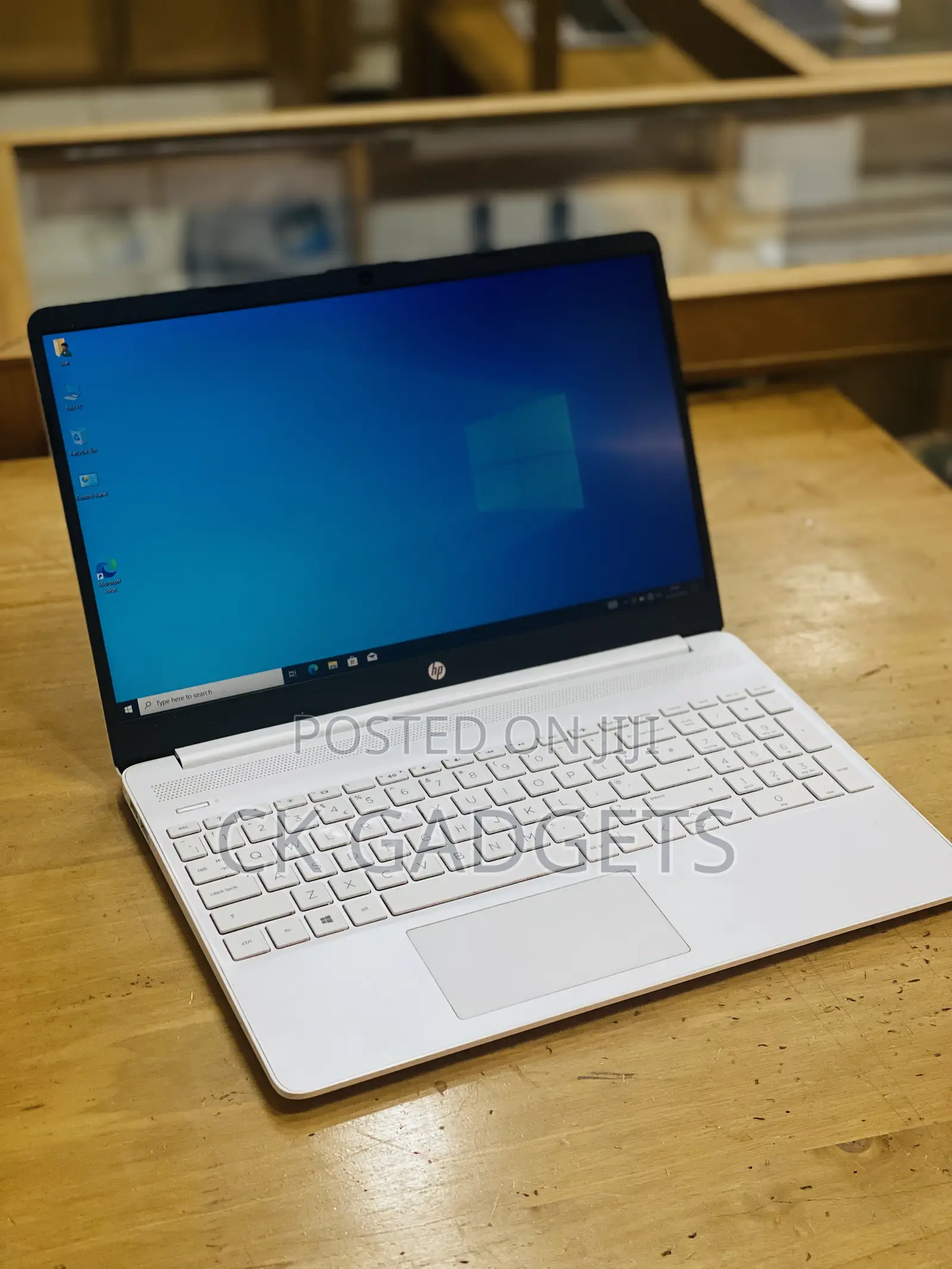 New Laptop HP 15S 8GB Intel Core I7 SSD 256GB
