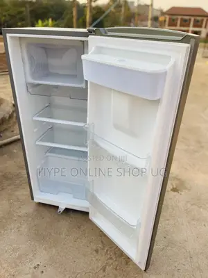 229l Hisense Refrigerator With a Dispenser