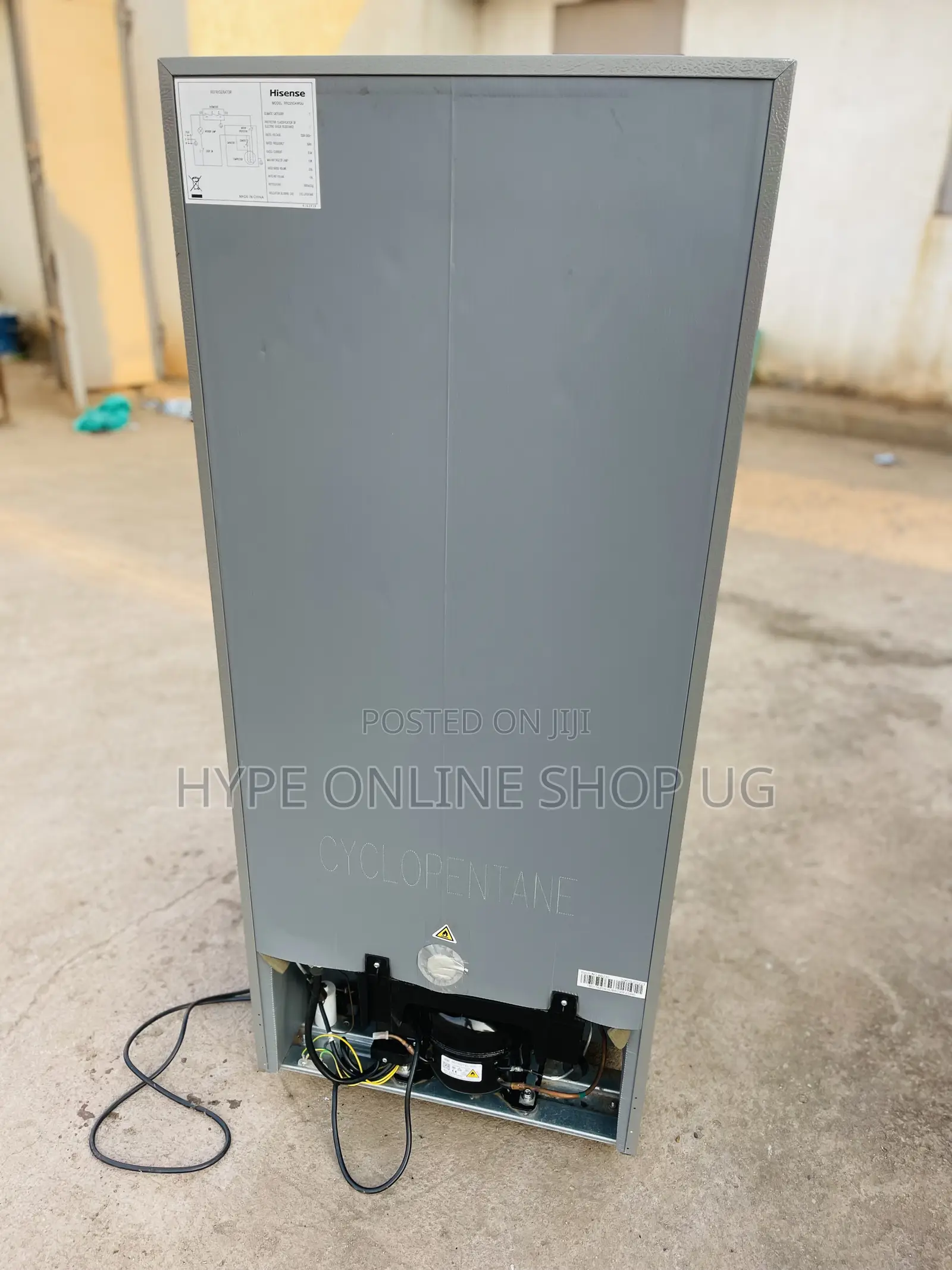 229l Hisense Refrigerator With a Dispenser
