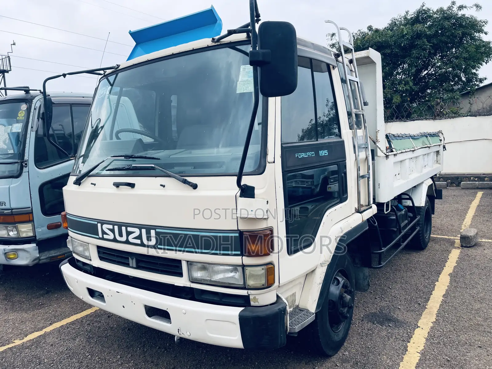Isuzu Dumper Single Light