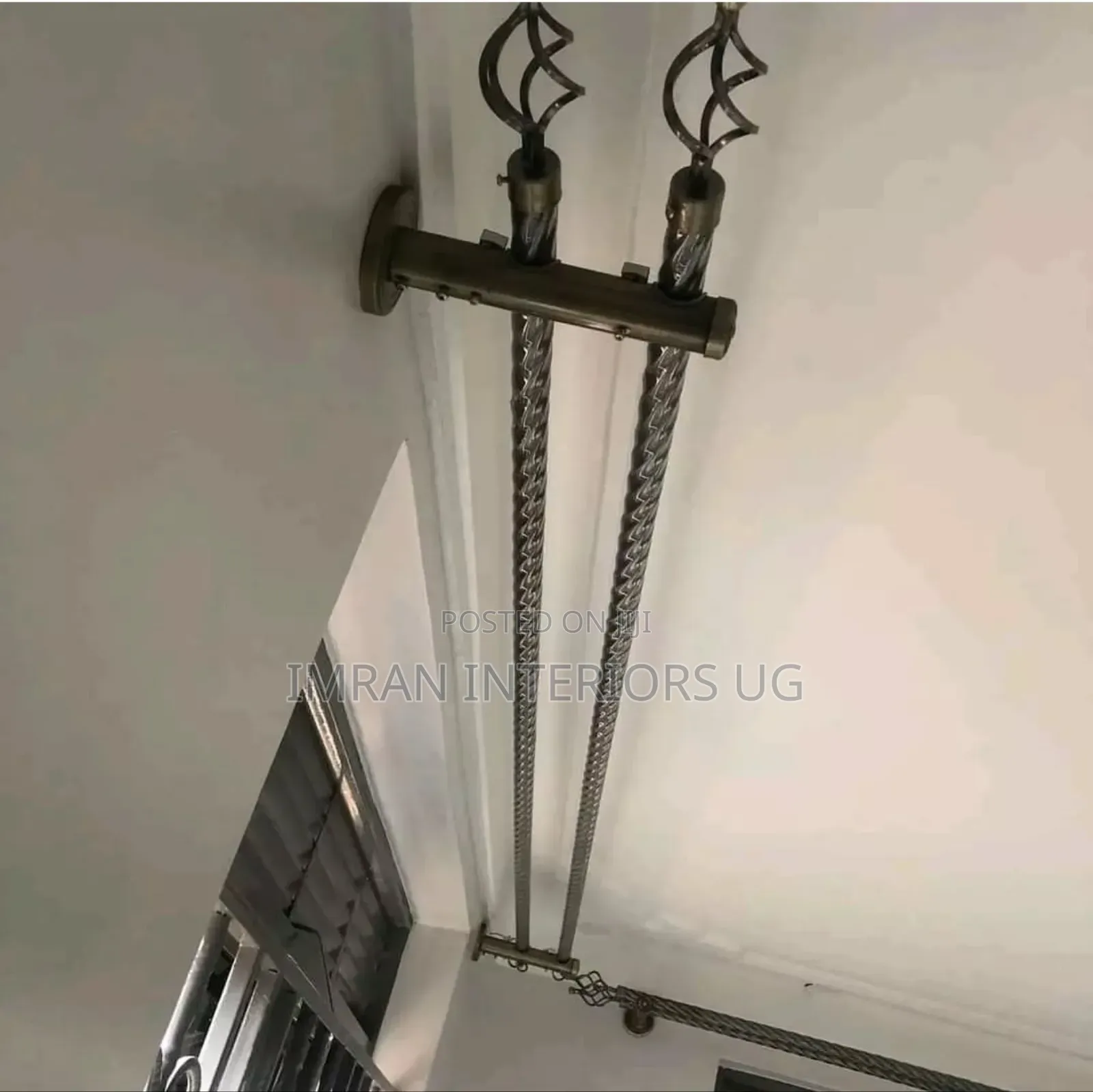 Fancy Curtain Rods Per Meter Available in Metallic
