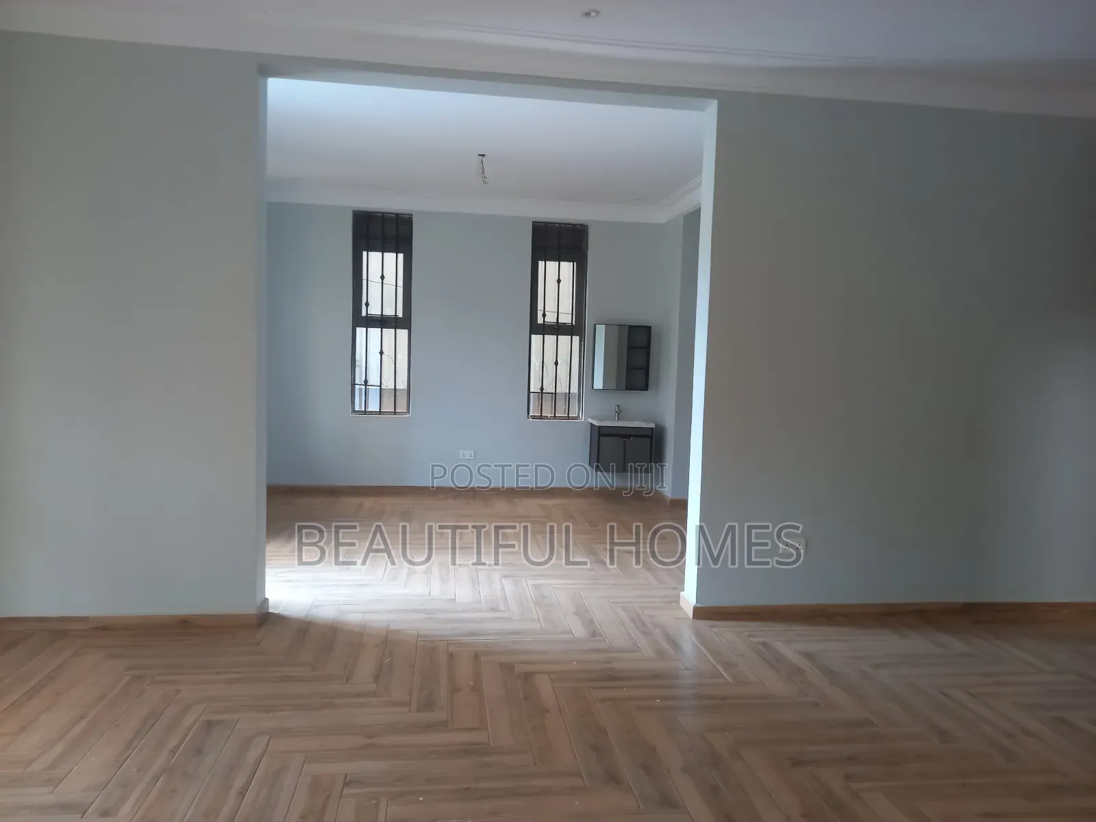 Furnished 4bdrm Duplex in Kira Rich, Central Division for sale
