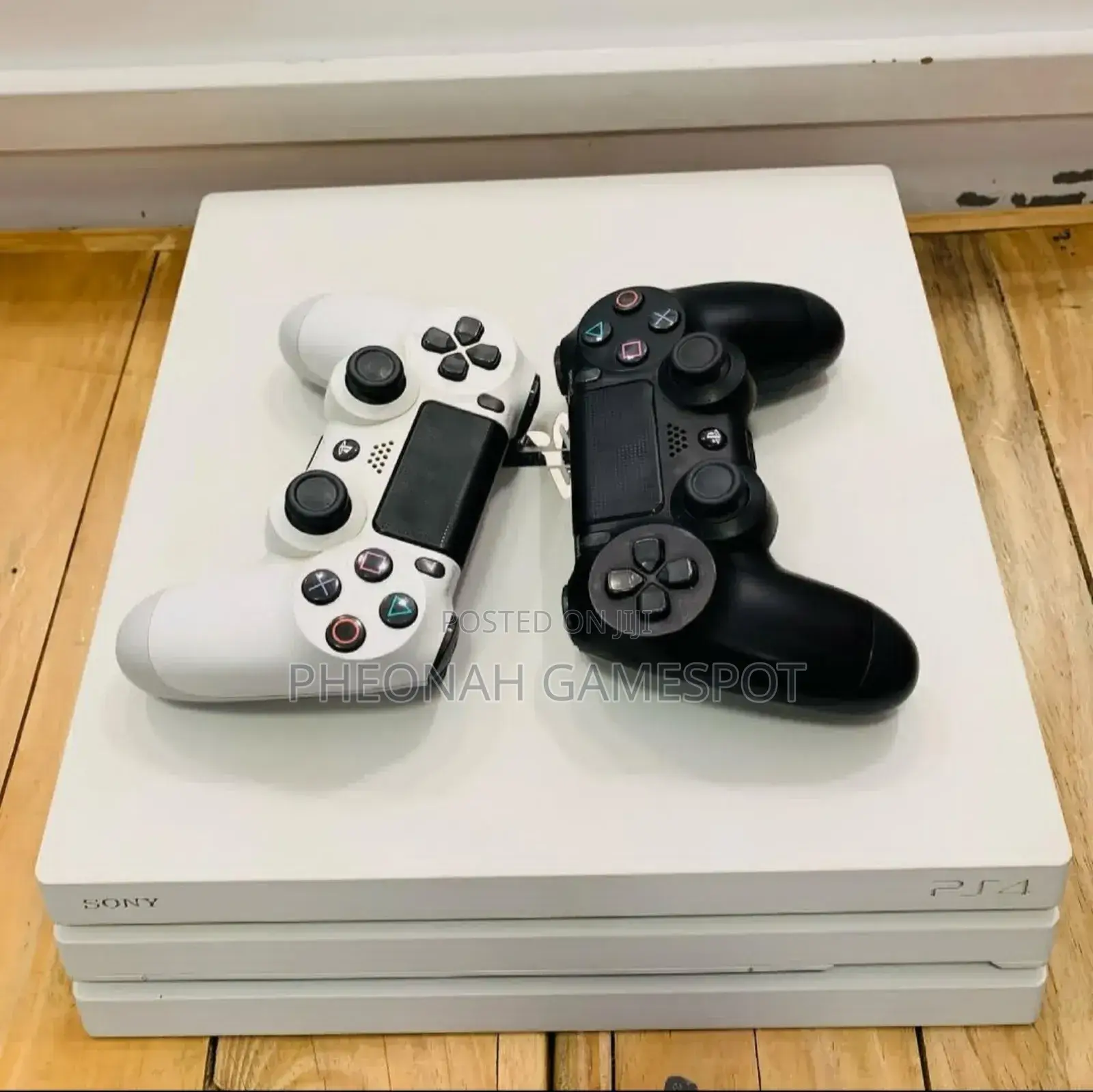 Ps4 Pro, Ultimate Gaming Upgrade: 1tb, 20 Games, 2 Pads.
