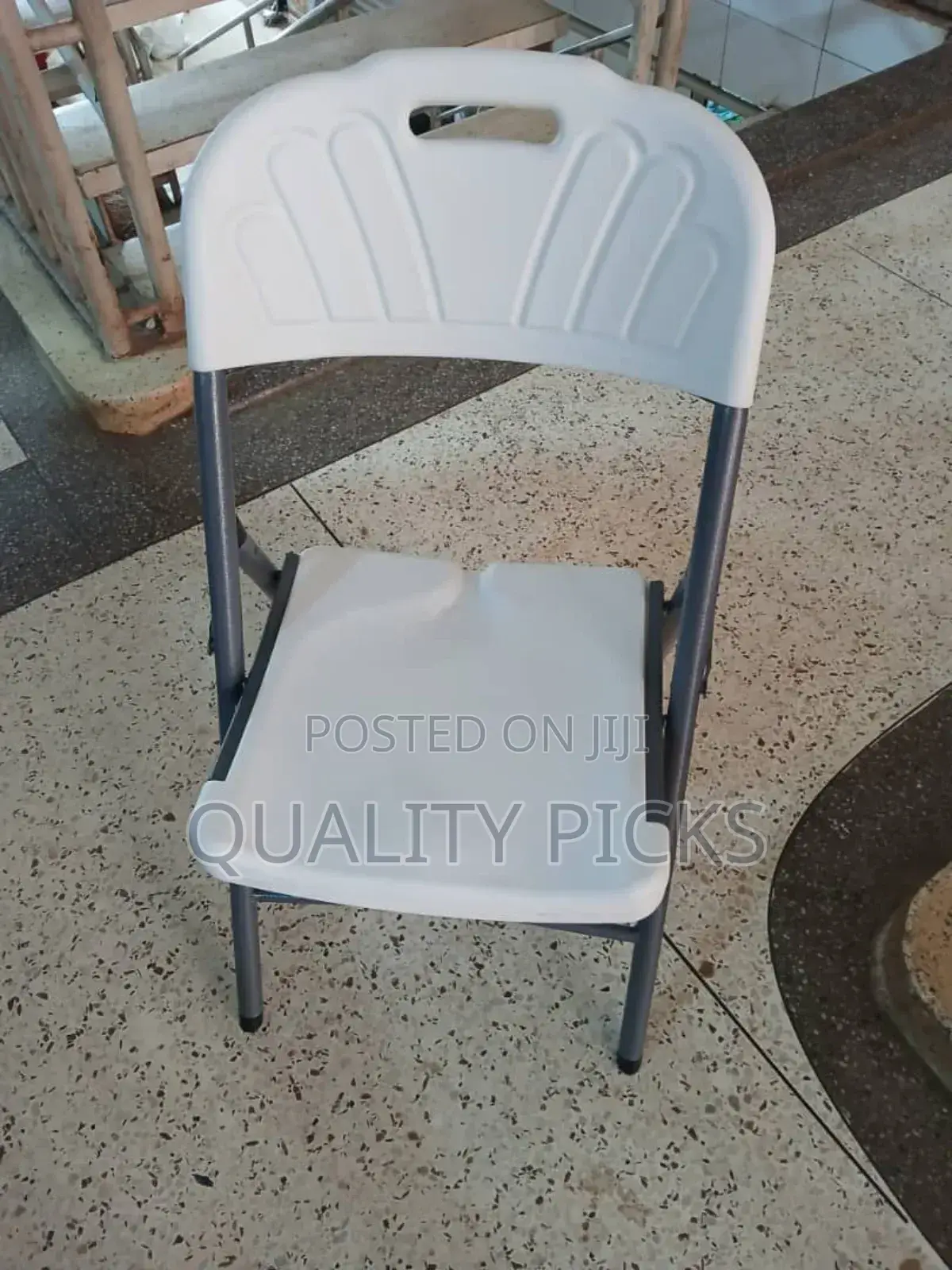 Plastic Chairs for Sale