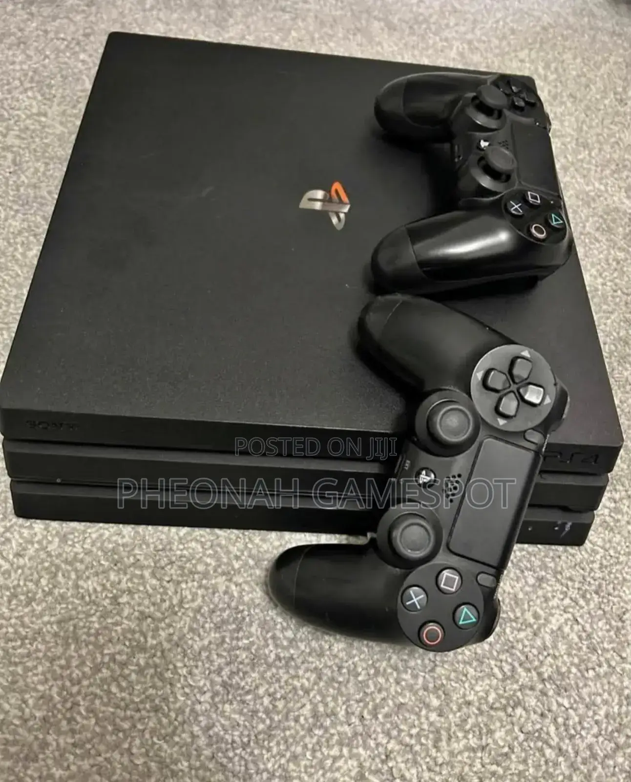 Playstation 4 Pro Chipped/Jailbreaked With 18 Games, 2 Pads
