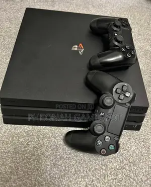 Playstation 4 Pro Chipped/Jailbreaked With 18 Games, 2 Pads