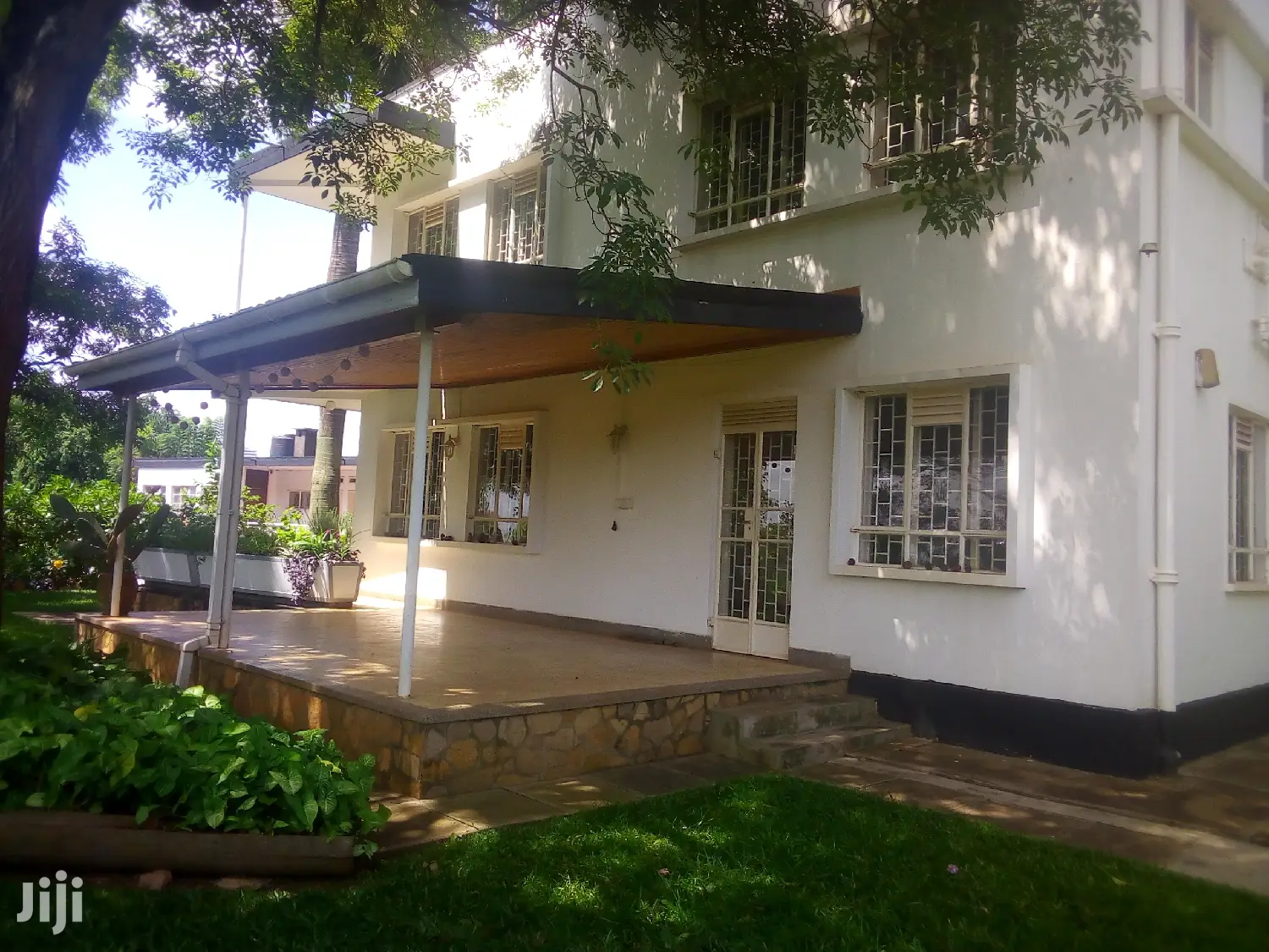 Five Bedroom House In Kololo For Rent