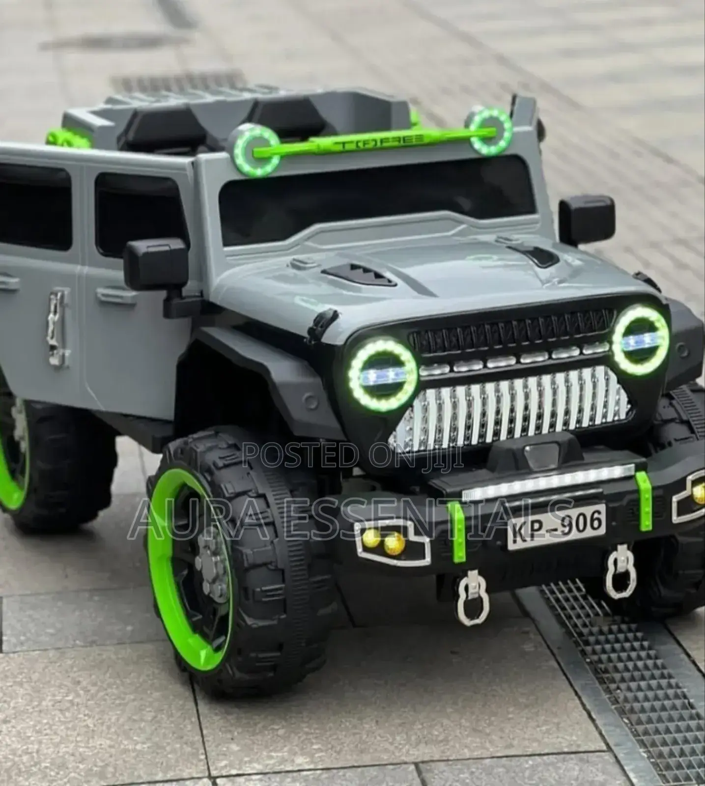 High-Quality Electric Rechargeable Kids Muscle Toy Car