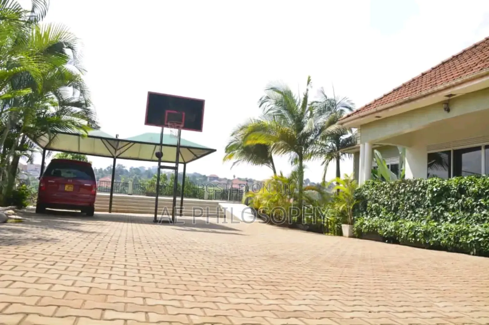 3bdrm House in Kira for sale
