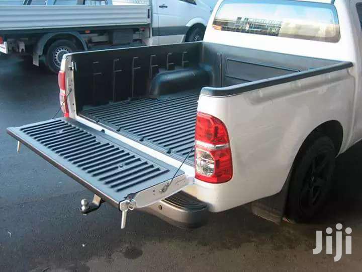 Bedliner For Pickup. Vigo Old And New Model