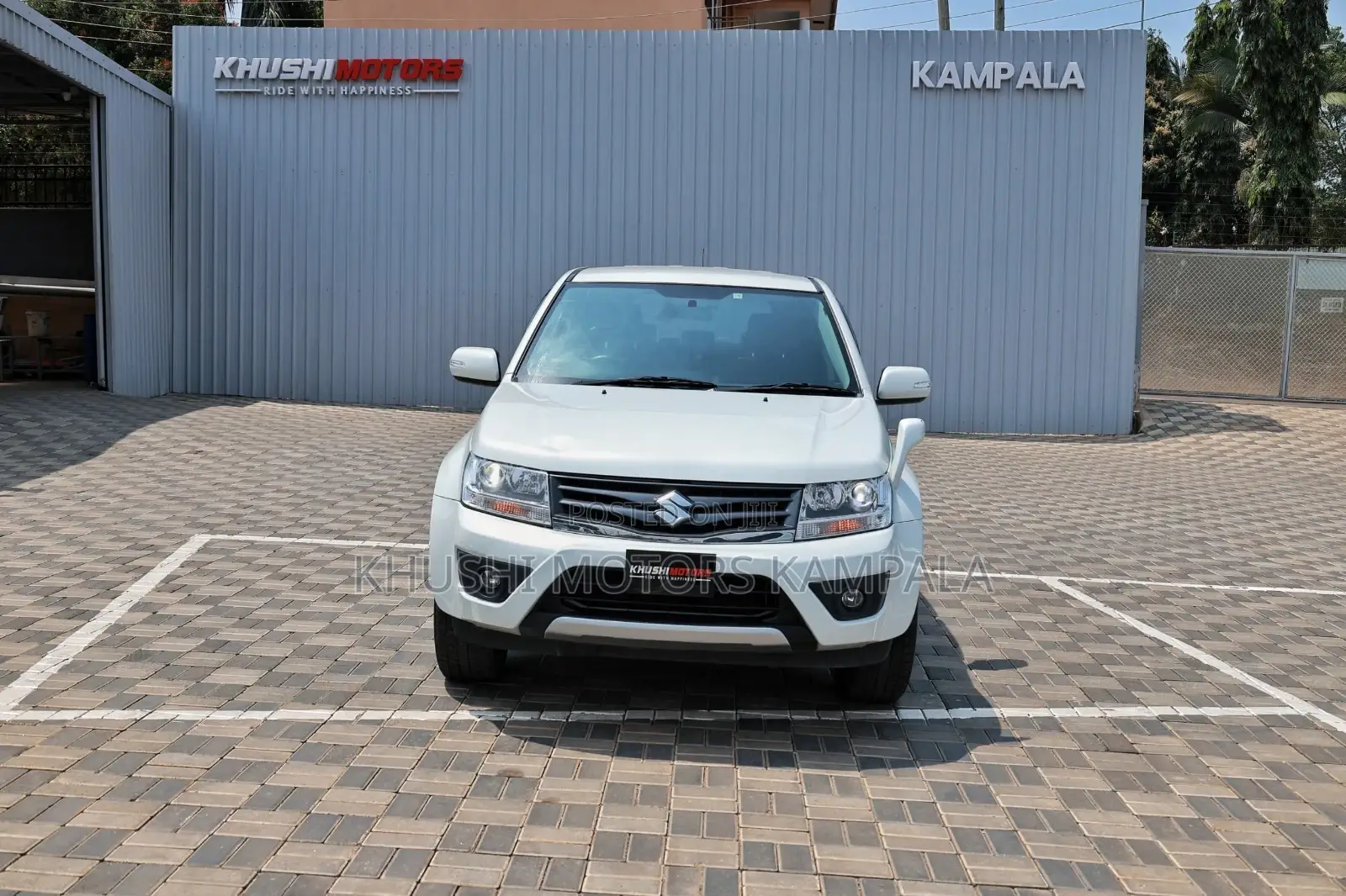 Suzuki Escudo 2016 White