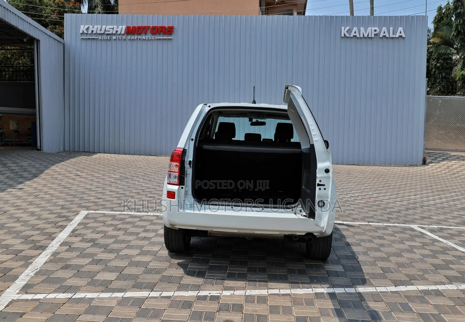 Suzuki Escudo 2016 White