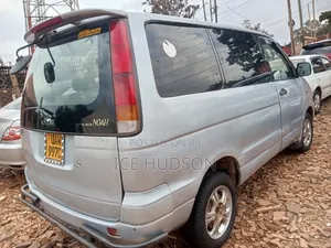Toyota TownAce Noah 2000 Purple