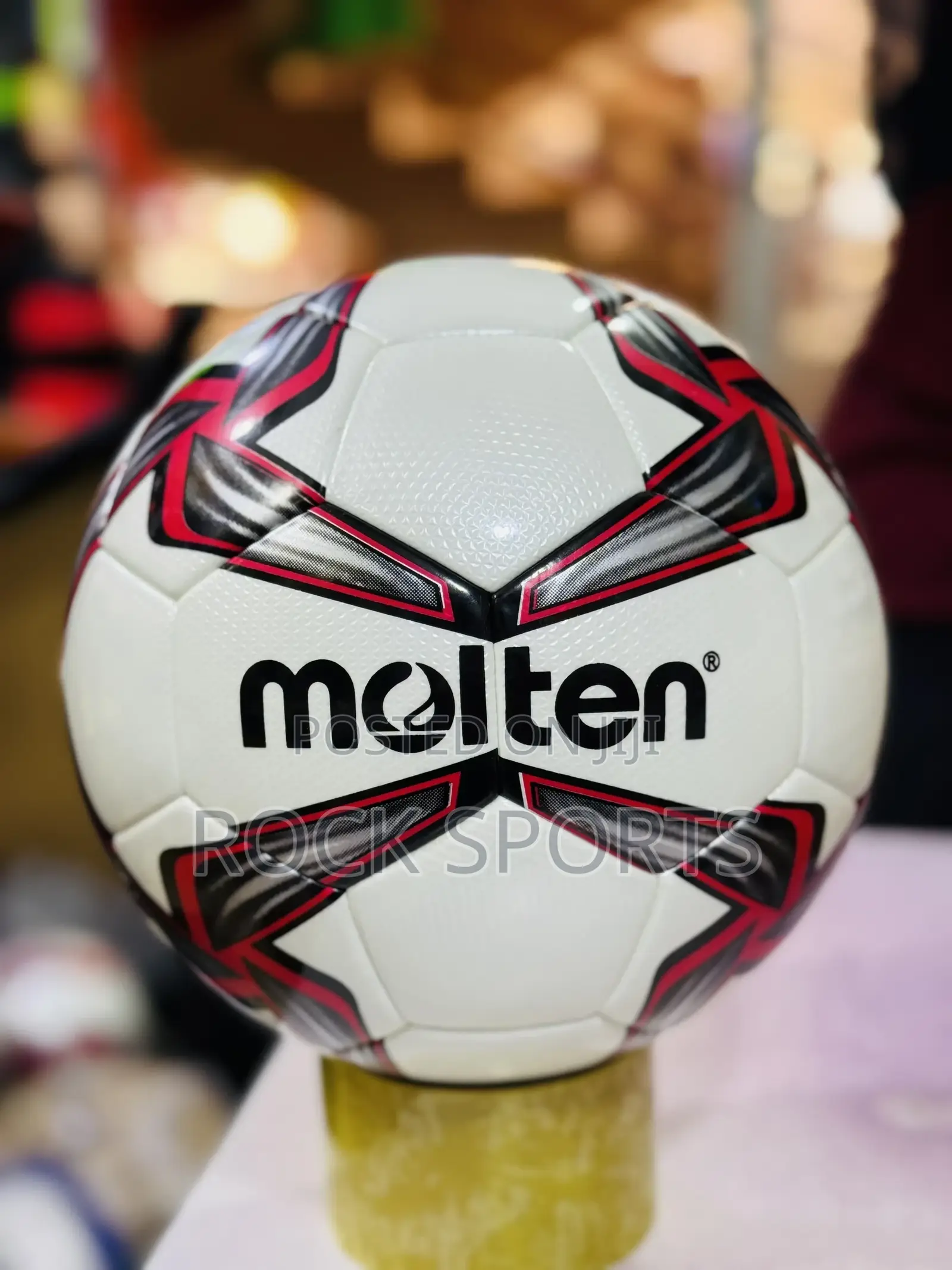 Molten Tubeless Football