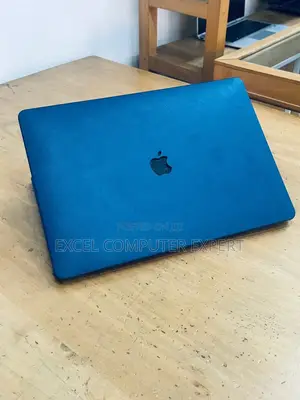 Laptop Apple MacBook Pro 2016 16GB Intel Core I7 SSD 512GB