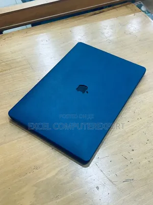 Laptop Apple MacBook Pro 2016 16GB Intel Core I7 SSD 512GB