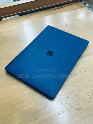Laptop Apple MacBook Pro 2016 16GB Intel Core I7 SSD 512GB