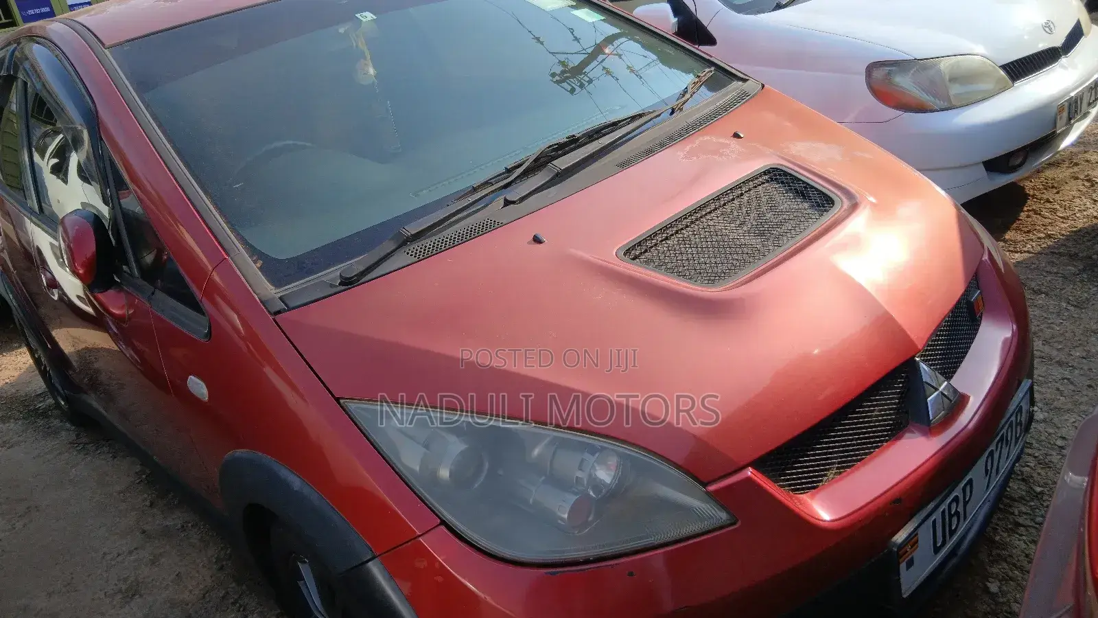 Mitsubishi Colt 2016 Red