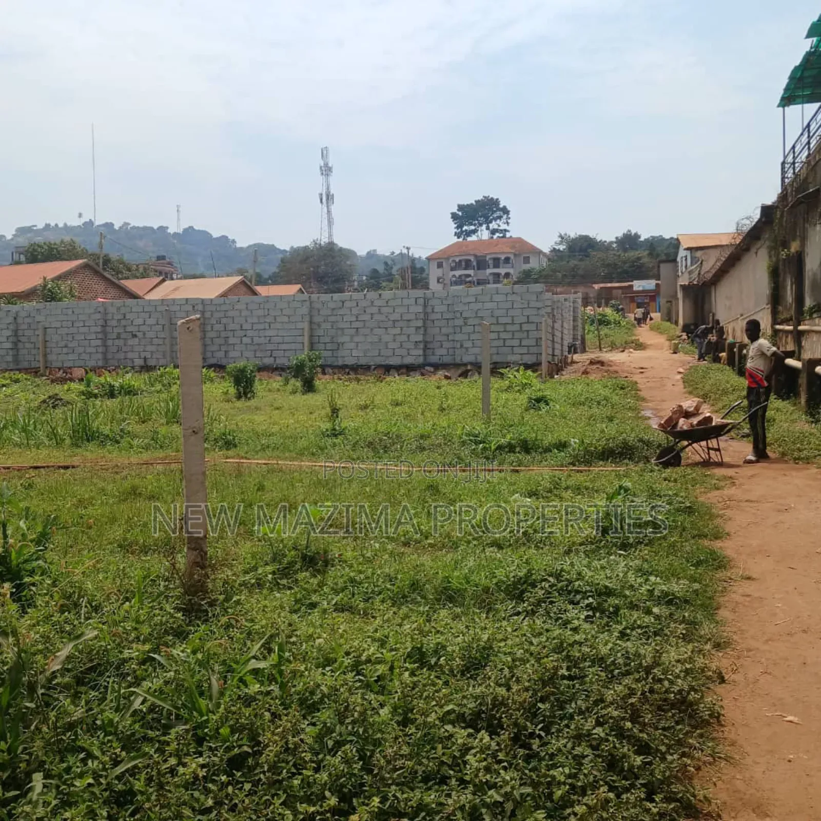 Very Hot Deal of Plot on Quicksale Heart of Munyonyo Heights