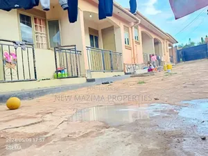 6bdrm House in Bulenga Town, Central Division for sale