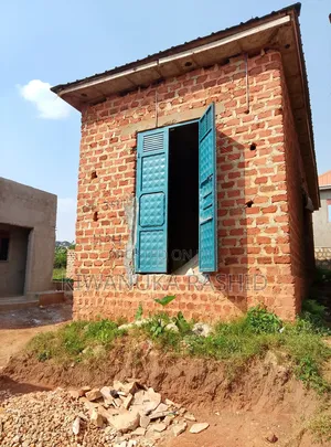 2bdrm Bungalow in Nansana, Nabweru for sale