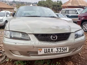 Photo - Mazda Capella 2005 Beige