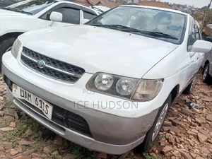 Nissan Rasheen 2002 White