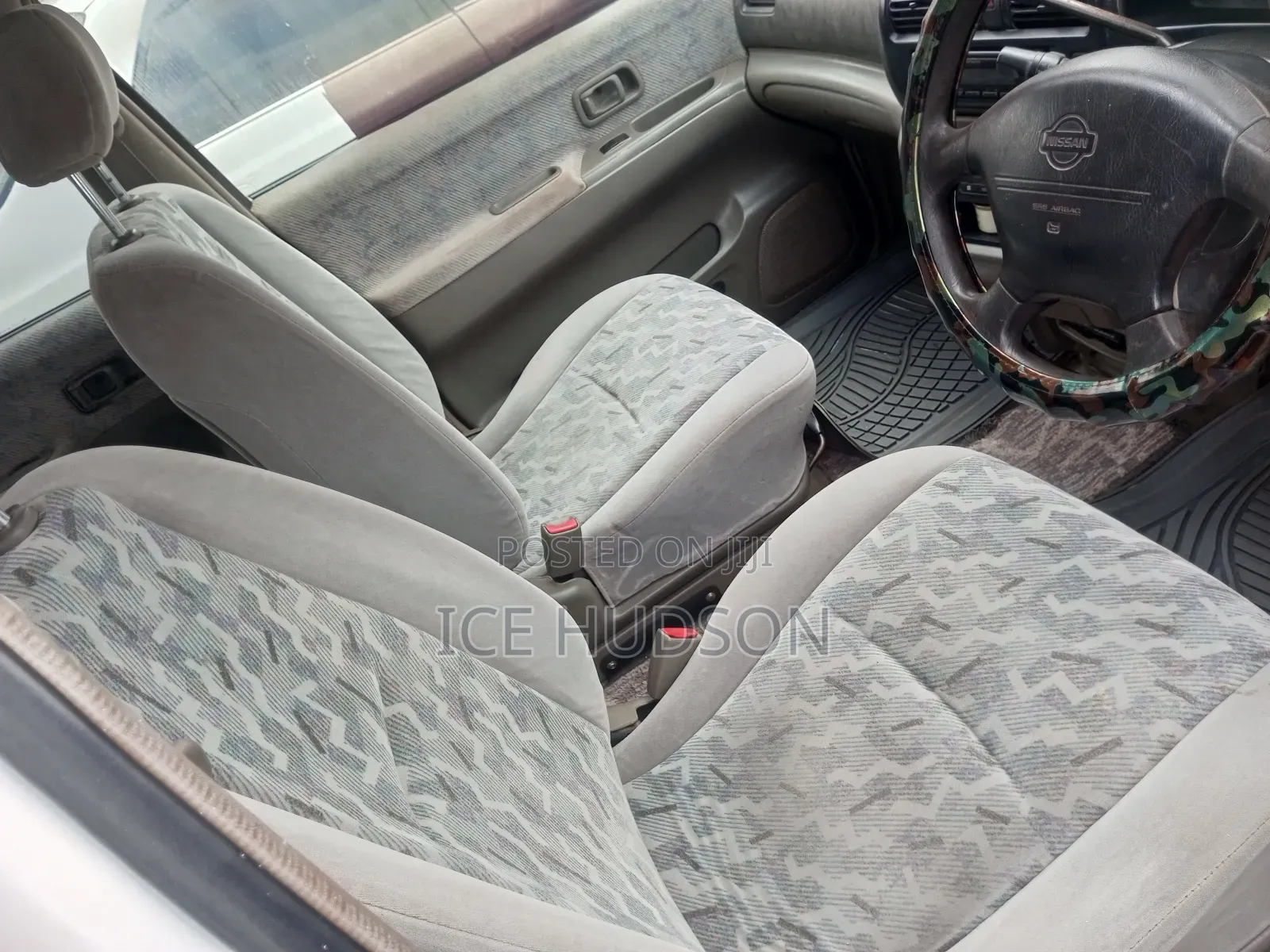 Nissan Rasheen 2002 White