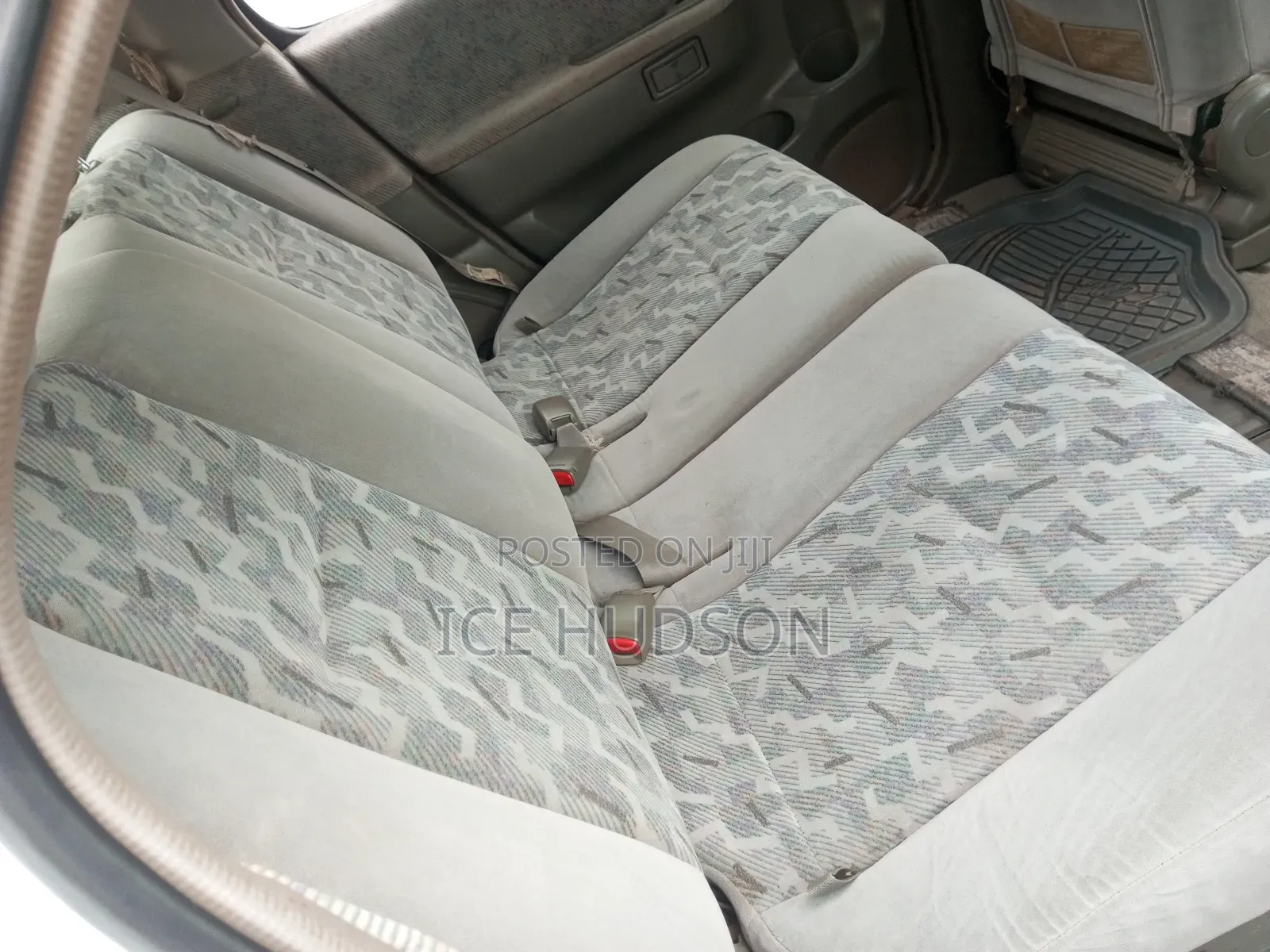 Nissan Rasheen 2002 White