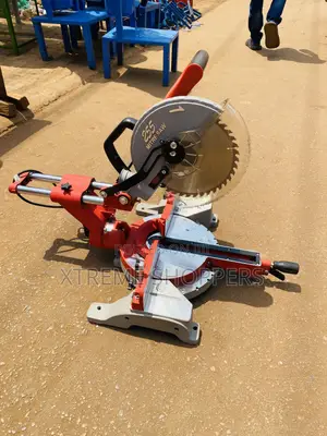 Sliding Miter Saw /Boss