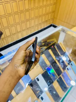 Samsung Galaxy S25 256 GB Black