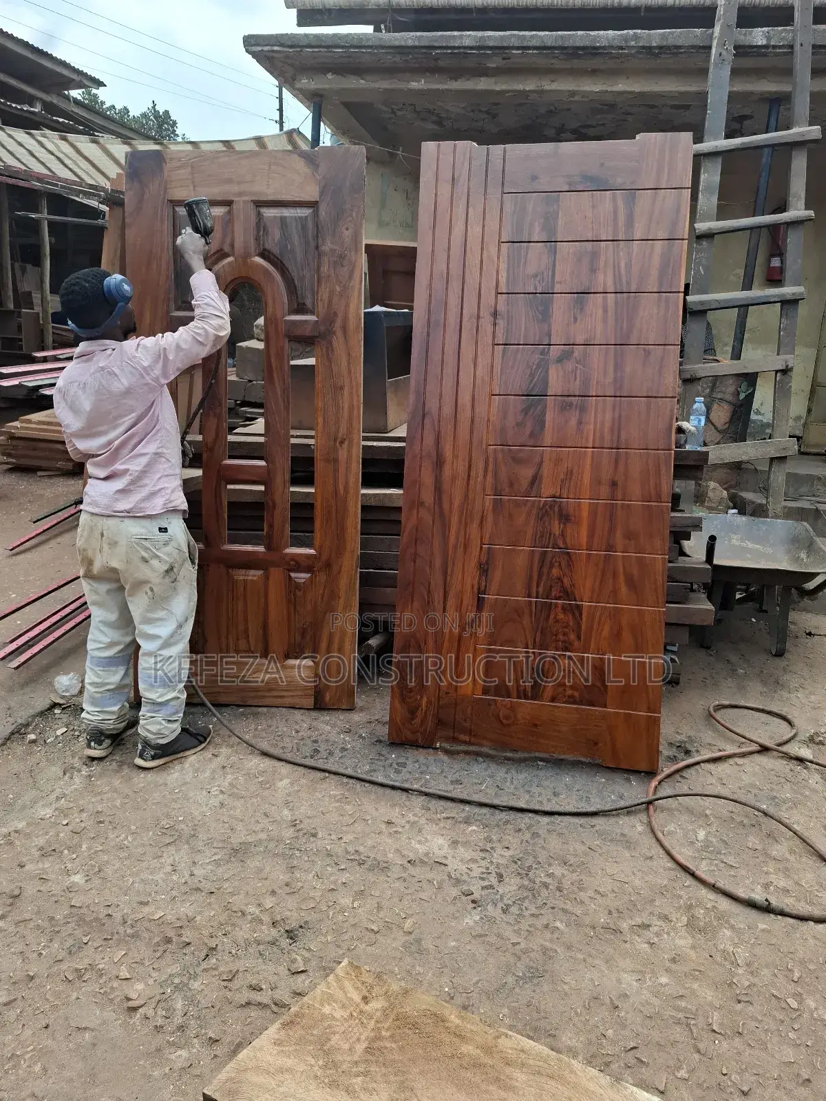 Mugavu Solid Shutters