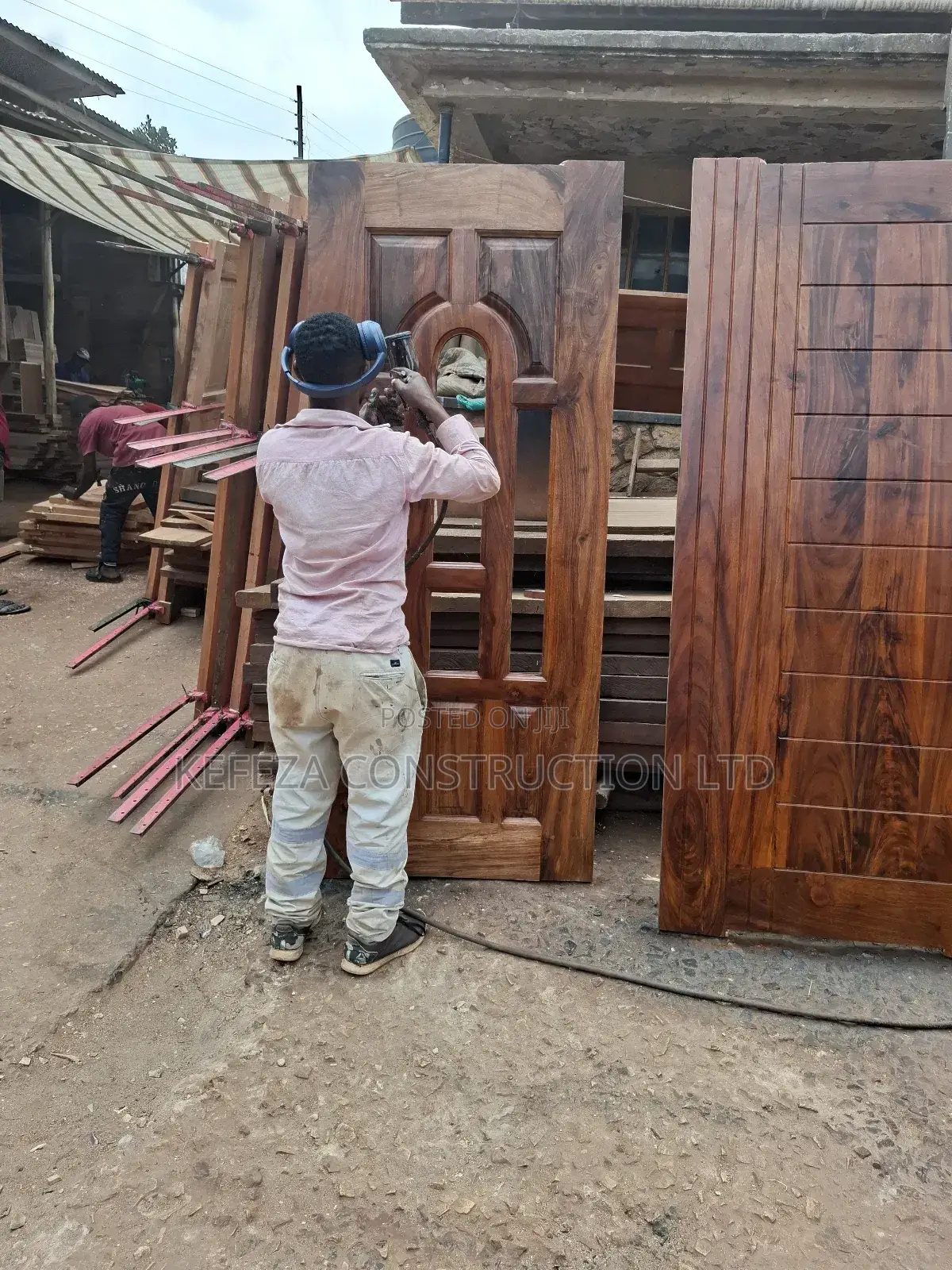 Mugavu Solid Shutters