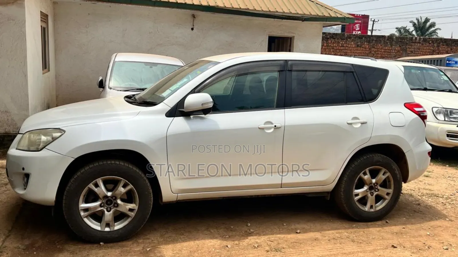 Toyota RAV4 2.5 2010 White
