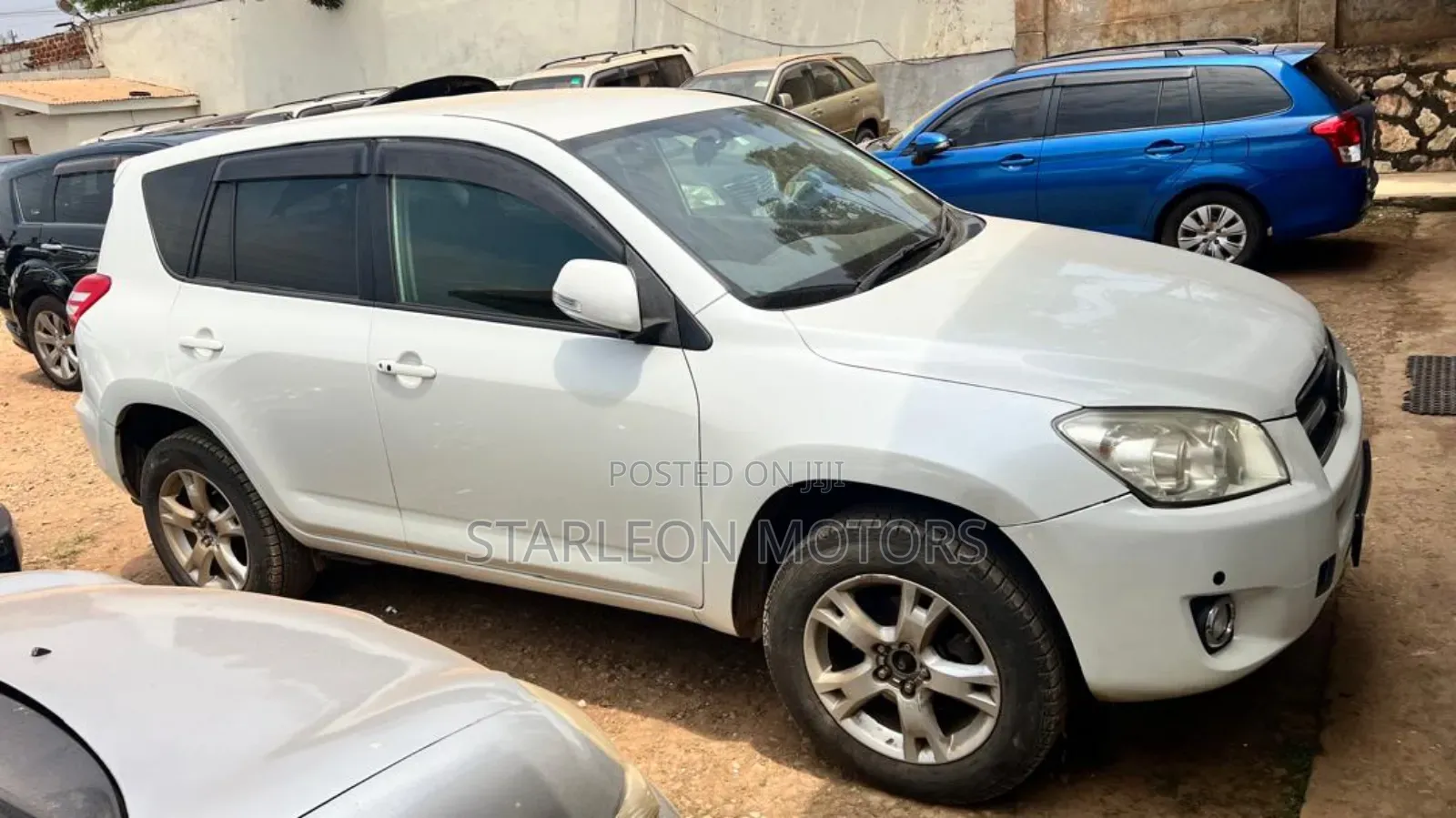 Toyota RAV4 2.5 2010 White
