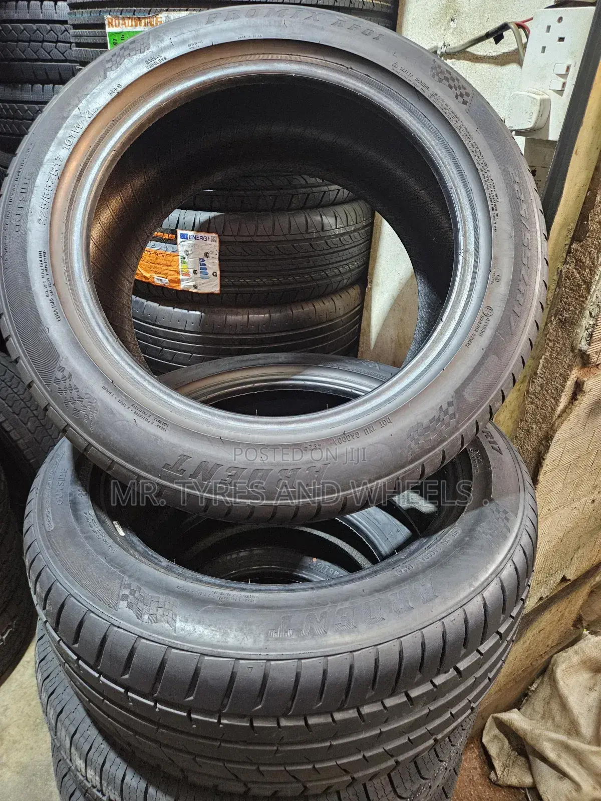 225 55 R17 Ardent Still in E Race We Do Deliver 2pises Left