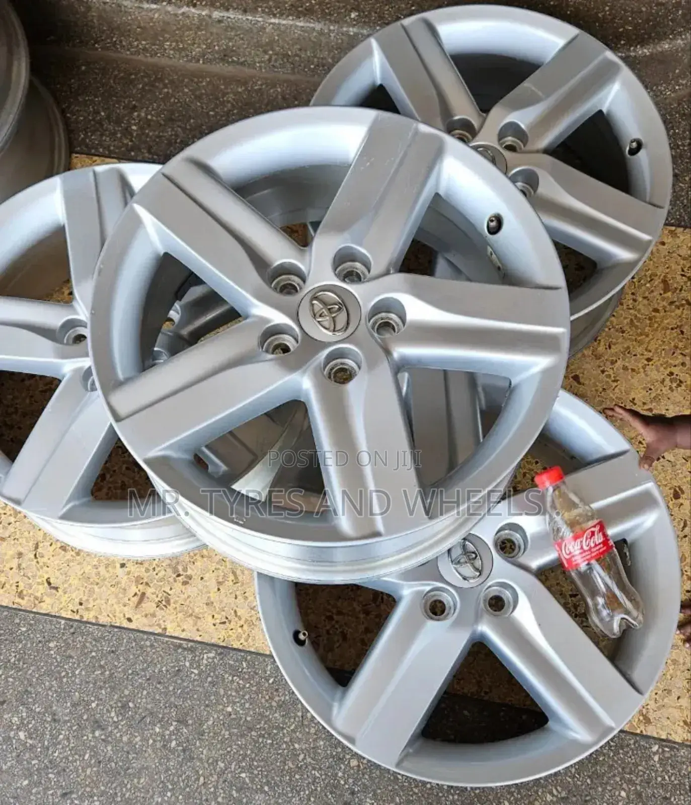 R17 Toyota Cars Were a U Cam 4 This Bea. We Do Swap.