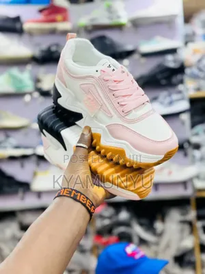 Ladies Classic Sneakers