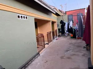 2bdrm House in Nansana Town, Central Division for sale