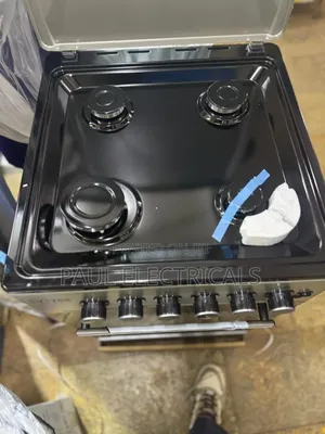Yes Cooker Full Gas 50cm by 50cm
