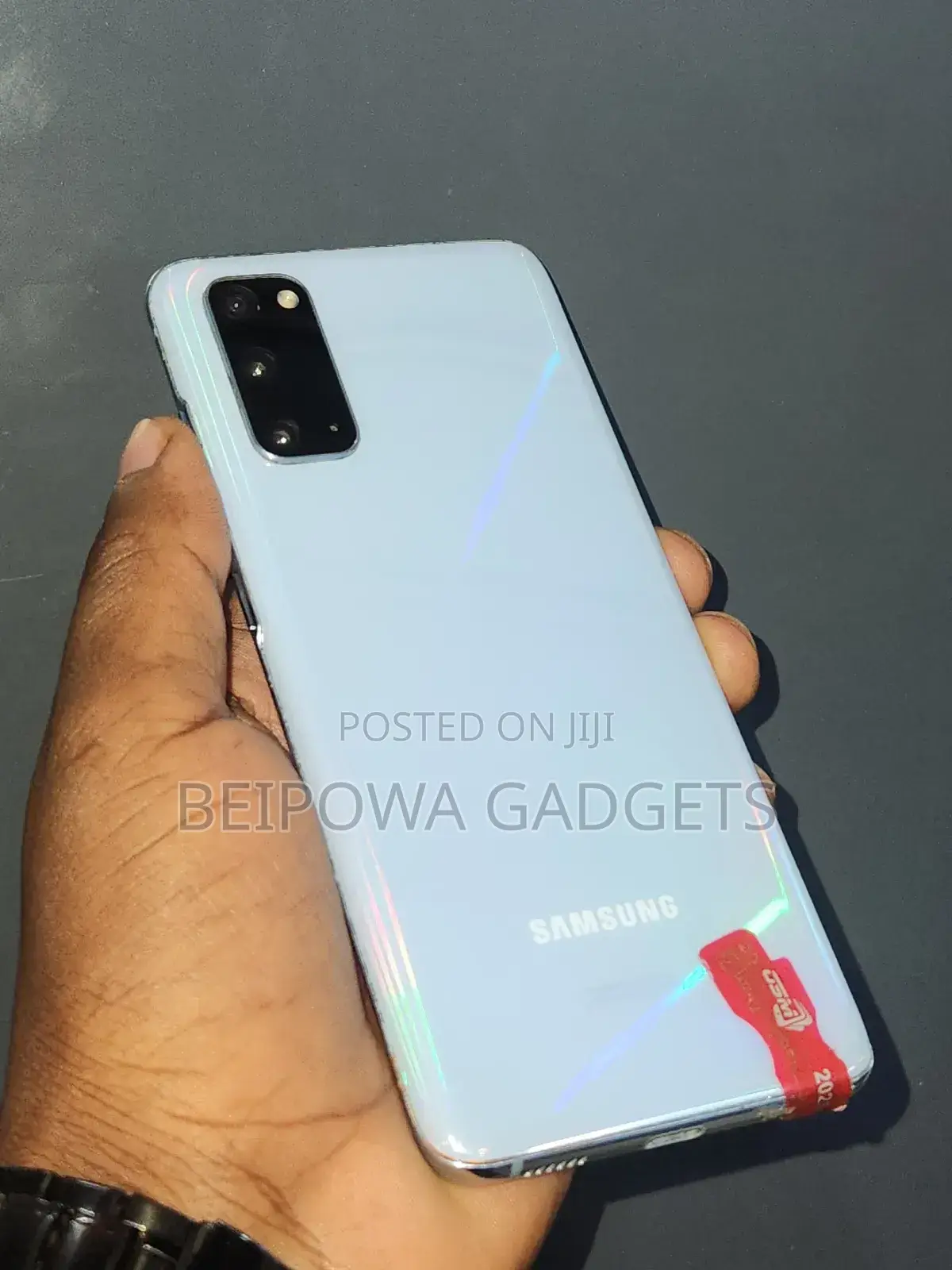 New Samsung Galaxy S20 128 GB Gray