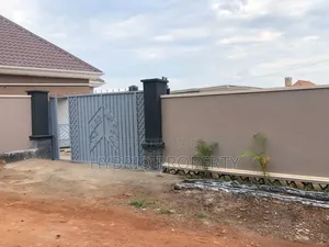 3bdrm House in Kira~Kimwanyi In for sale