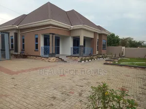 Furnished 4bdrm House in Kira for sale