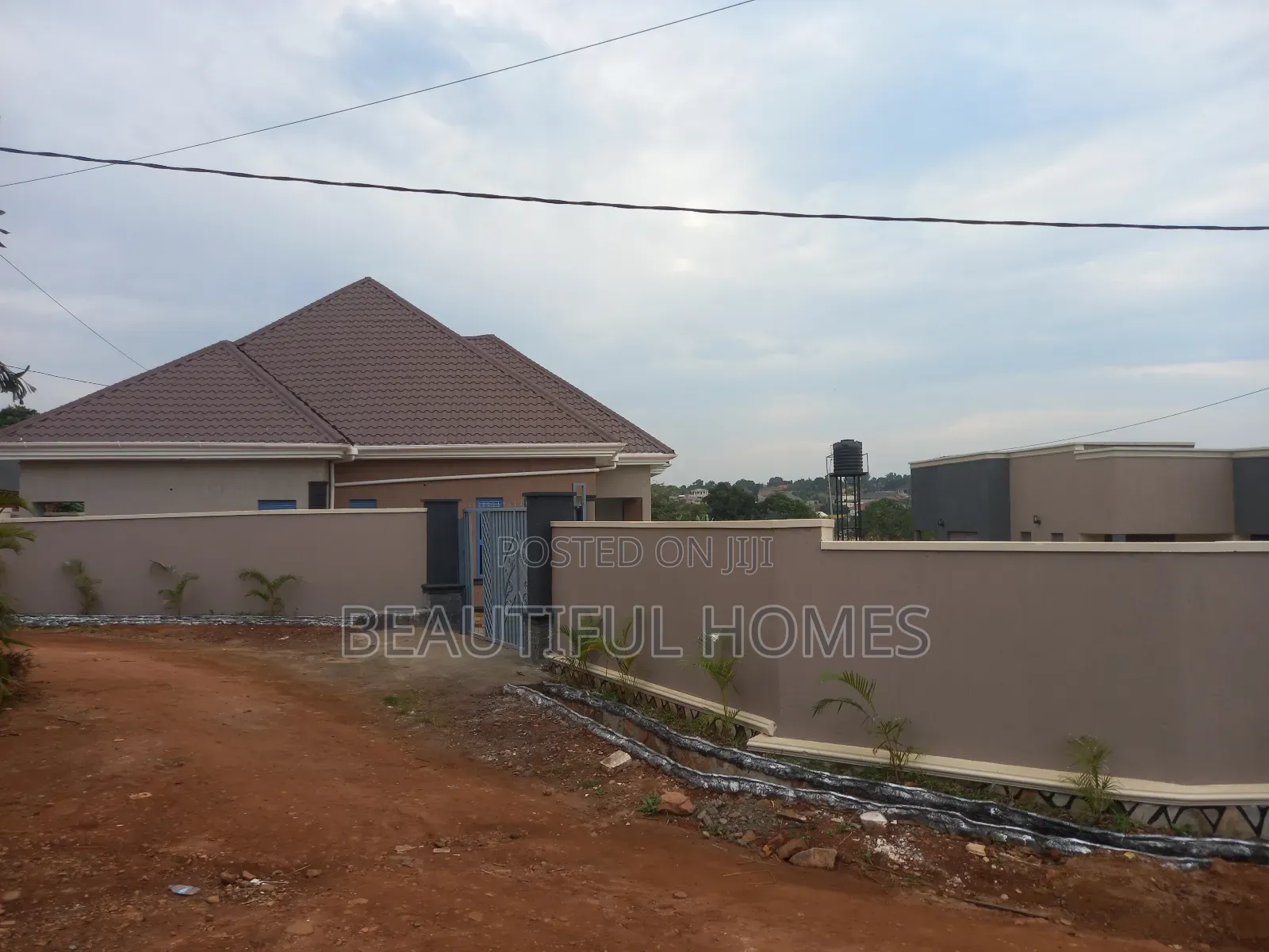 Furnished 4bdrm House in Kira for sale