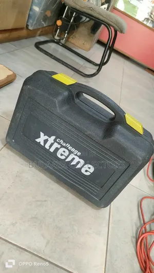 Uk Used Challenge Xtreme Pbs900b Belt Sander.