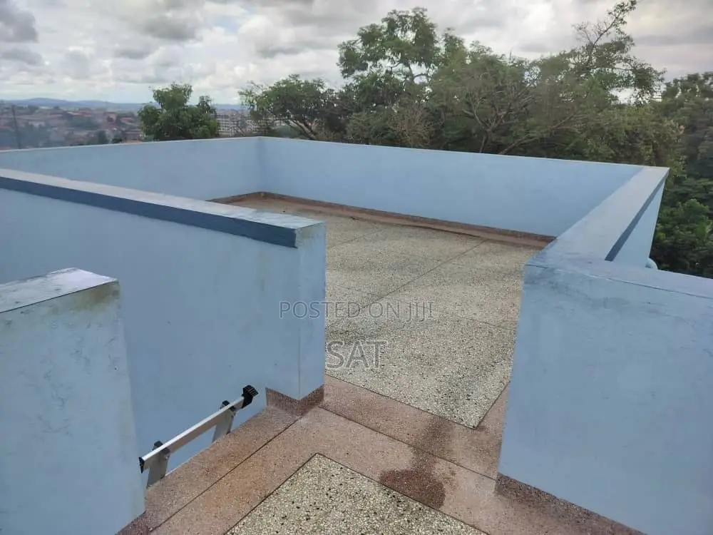 5bdrm House in House, Kira for sale