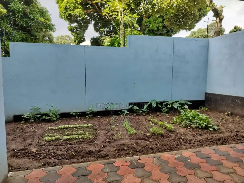 5bdrm House in House, Kira for sale