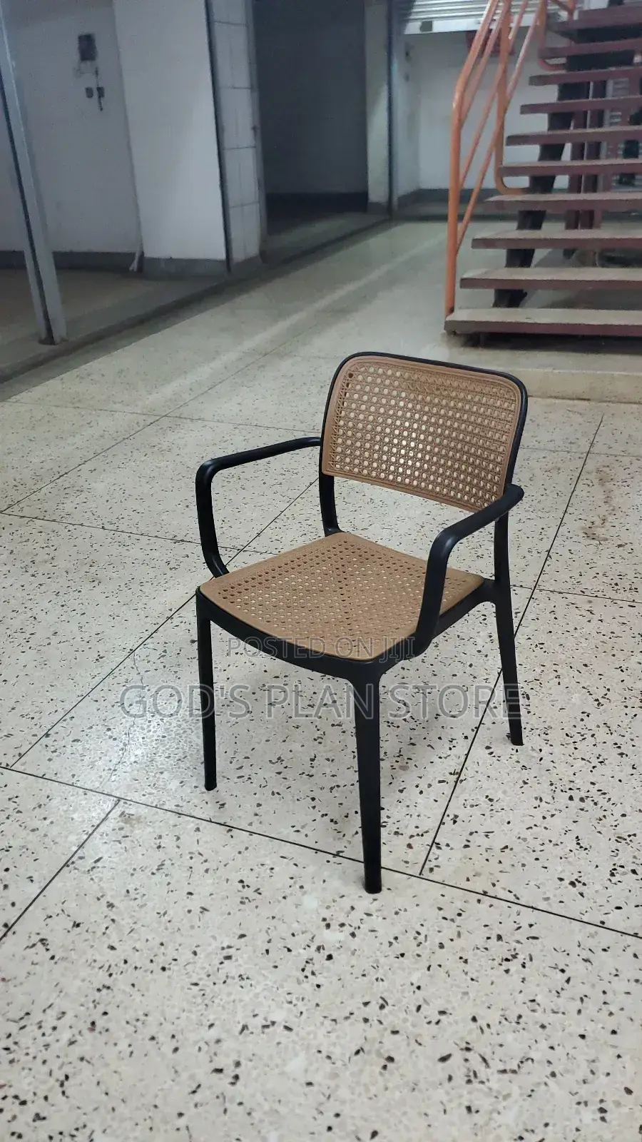 Matte Finish Plastic Chairs Plastic Chairs